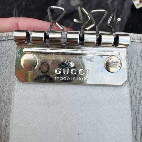 Gucci Guccissima Leather Bow Key Holder Case Cream Ivory - Picture 9 of 9